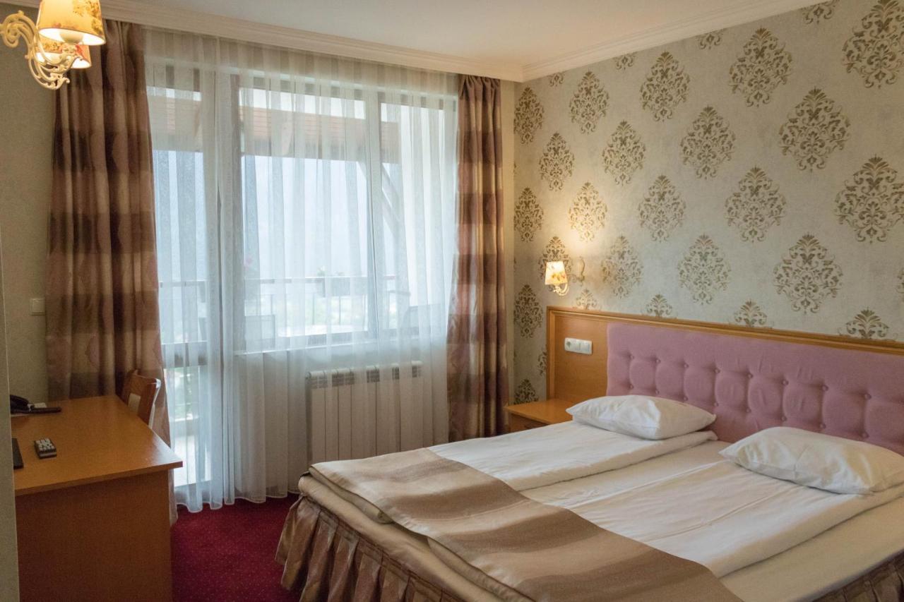 Hotel Uzunski Smoljan Exterior foto